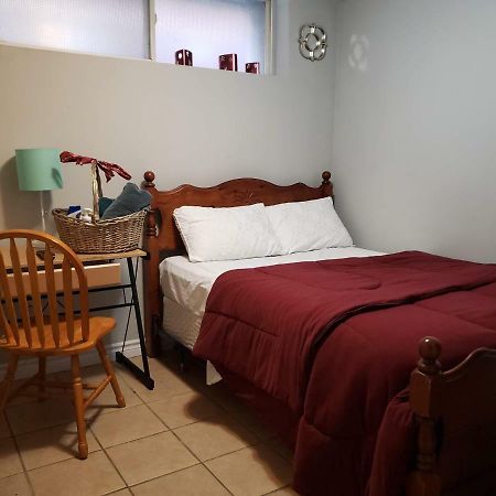 Private Room In Downtown 哈利法克斯 外观 照片