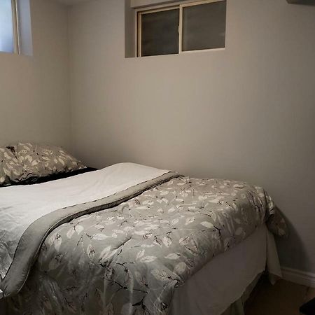 Private Room In Downtown 哈利法克斯 外观 照片