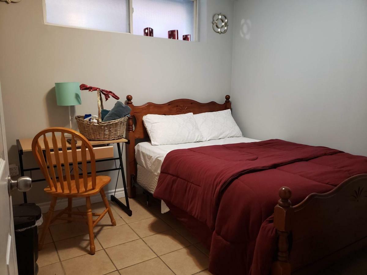 Private Room In Downtown 哈利法克斯 外观 照片
